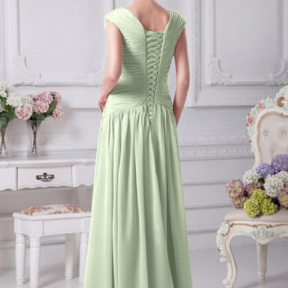 Dress - Picture 2 of 2